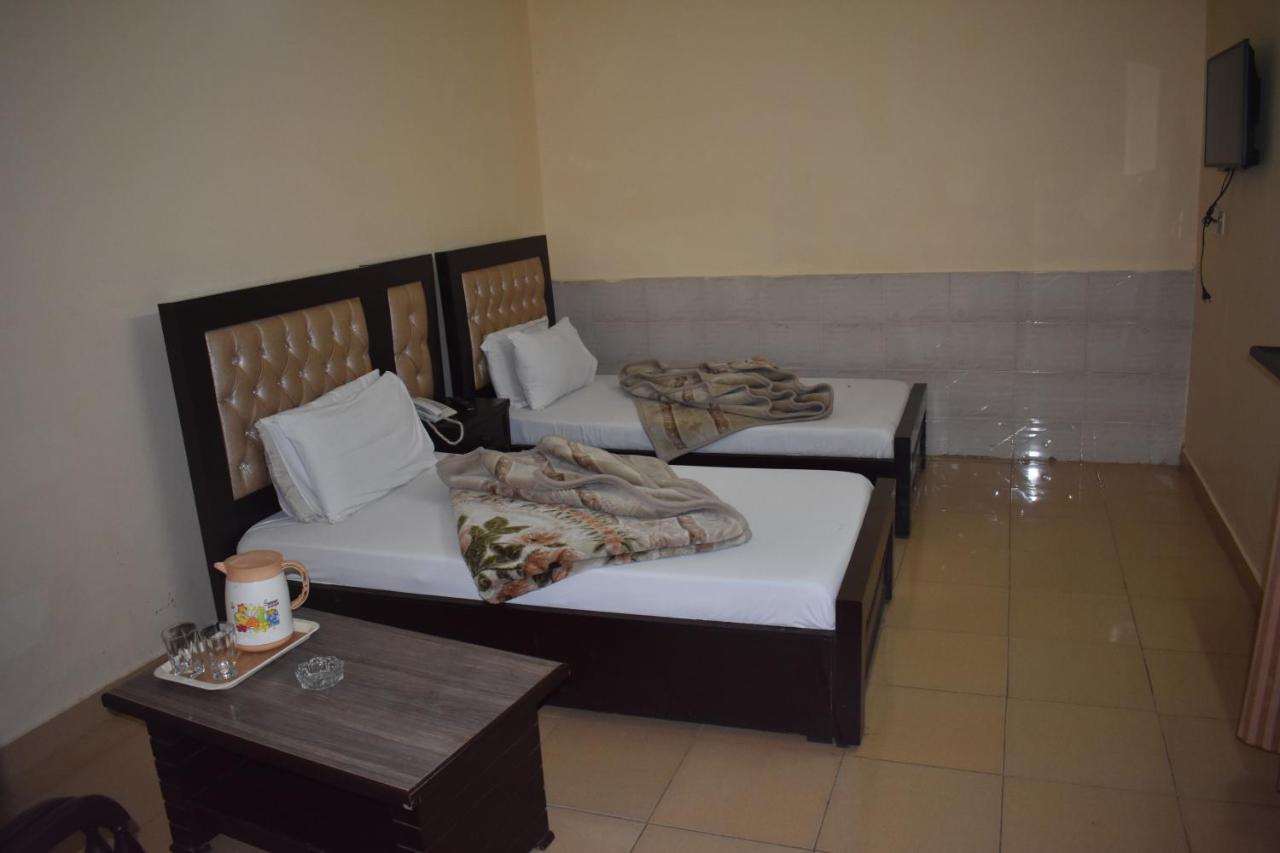 Hotel Sky Inn Rawalpindi Dış mekan fotoğraf