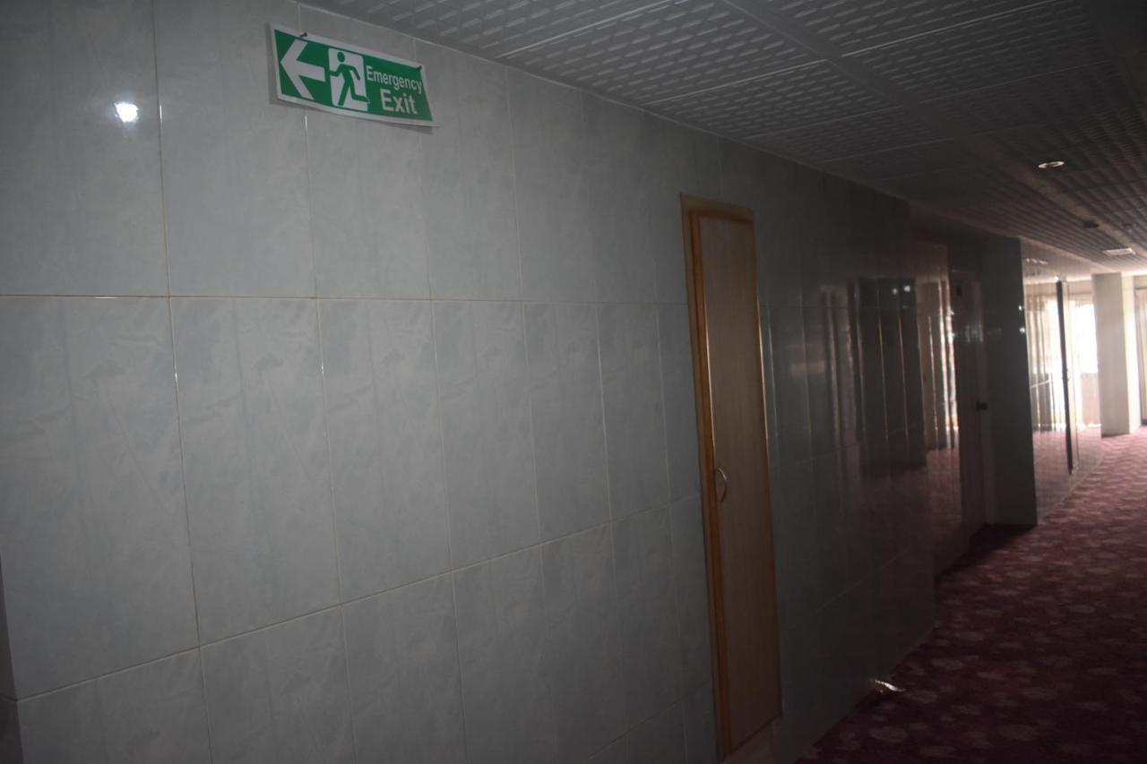 Hotel Sky Inn Rawalpindi Dış mekan fotoğraf